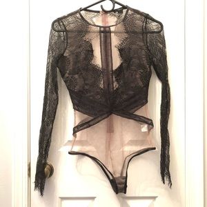 NWOT Lace and Mesh Going Out NYE Bodysuit